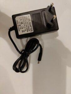 Click to view full screen Fonte Oficial 5V 4A USB-C p/ Orange Pi 5 photo review