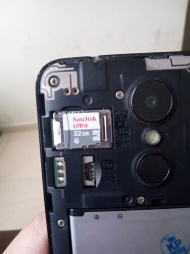 Click to view full screen Cartão de Memória MicroSD 32gb Classe 10 Sandisk Original photo review