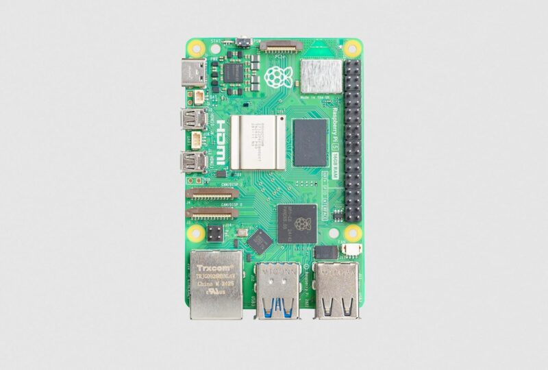 Kit Raspberry Pi 5 16GB c/ Case Oficial c/ Cooler Fan e Fonte 27W